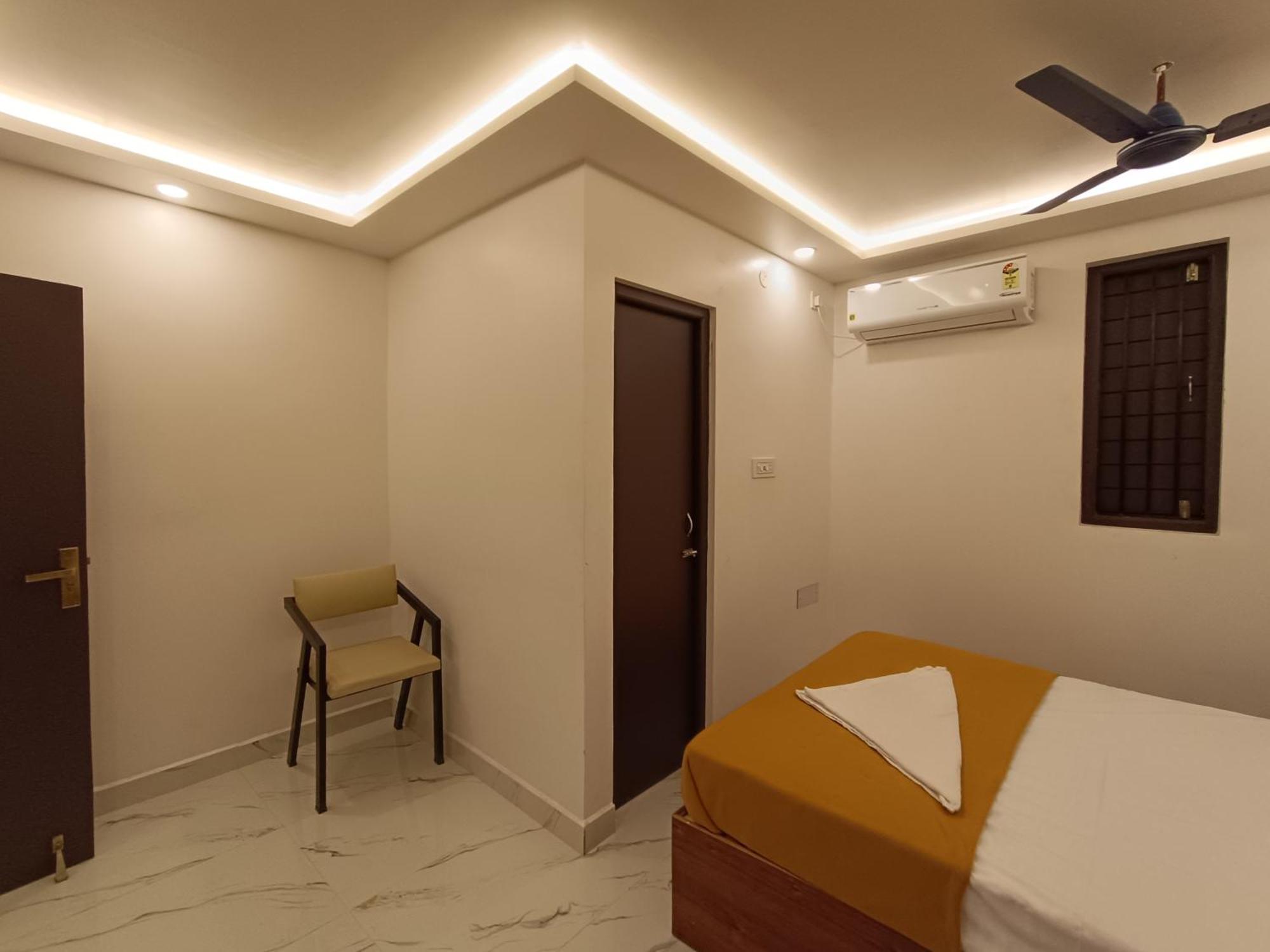 Arul Residency Hotel Pondicherry Exterior photo